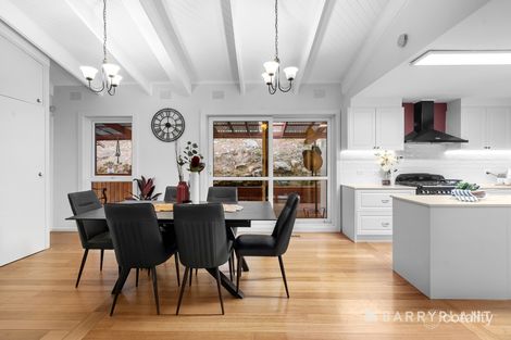 Property photo of 25 Thomas Crescent Lilydale VIC 3140