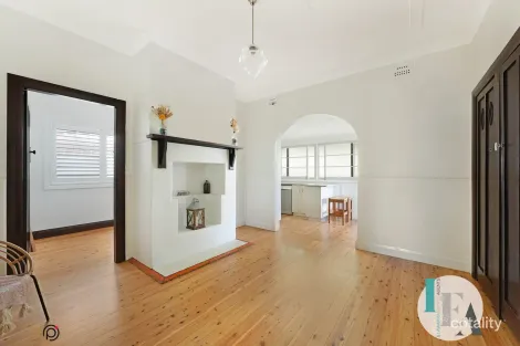 Property photo of 12 William Street Figtree NSW 2525