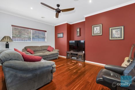 Property photo of 15 Strutt Place Caroline Springs VIC 3023