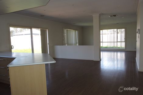 Property photo of 3 Parnum Place Lynbrook VIC 3975