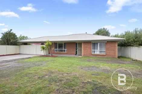 5 James Dr, Delacombe, VIC 3356