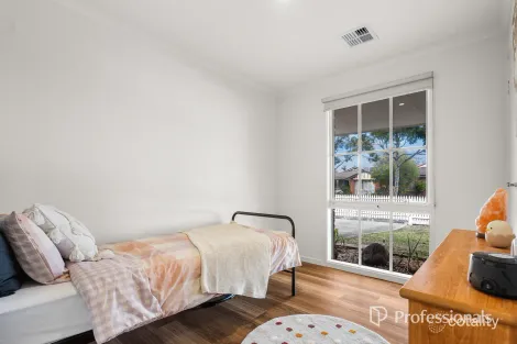 Property photo of 21 Bianca Court Rowville VIC 3178