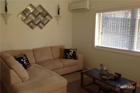 Property photo of 2/27 Nakina Street Southport QLD 4215