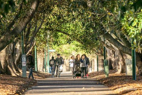 Property photo of 64/461 St Kilda Road Melbourne VIC 3004