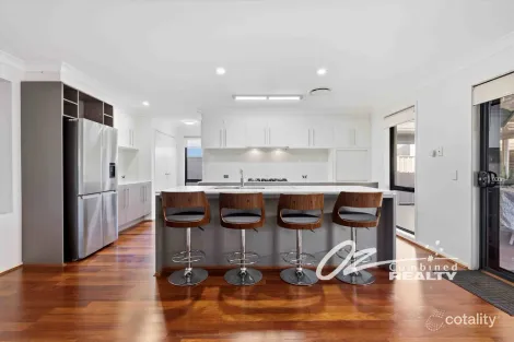 Property photo of 9 Elanora Parade Basin View NSW 2540