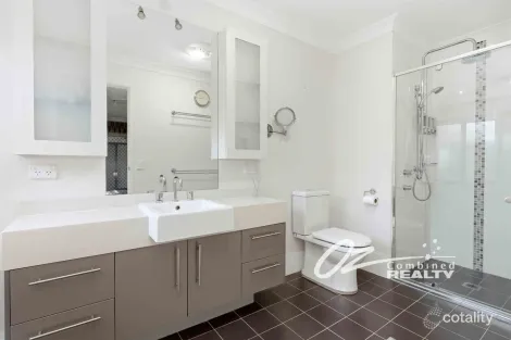 Property photo of 9 Elanora Parade Basin View NSW 2540