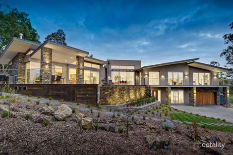 17 Amersham Dr, Warrandyte, VIC 3113