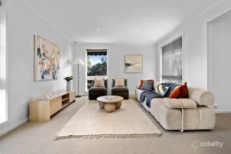 Property photo of 1 Chartwell Drive Wantirna VIC 3152