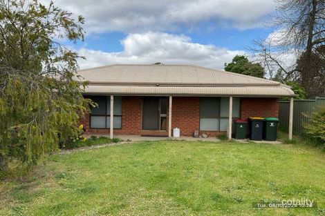 2/2 Towers St, Flora Hill, VIC 3550