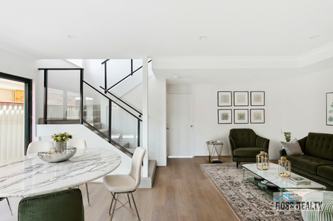 184d Ravenswood Dr, Nollamara, WA 6061