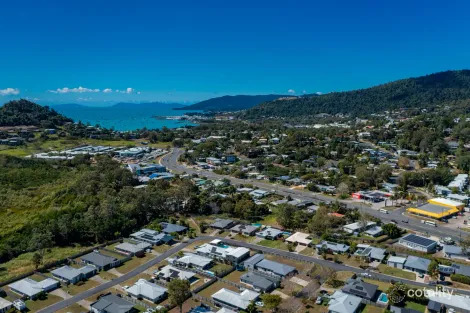 Property photo of 71 Macarthur Drive Cannonvale QLD 4802