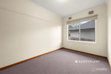Property photo of 16 Burton Street Warragul VIC 3820