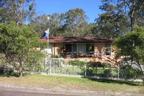 4 Somers Dr, Watanobbi, NSW 2259