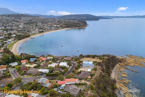 Property photo of 18 Flowerpot Crescent Blackmans Bay TAS 7052