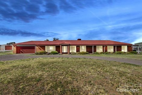 33 Ruxton Way, Hopetoun Park, VIC 3340