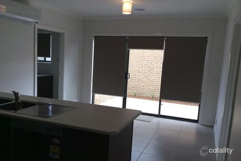 Property photo of 1/3 Amelie Parade Tarneit VIC 3029