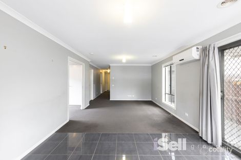 Property photo of 17 Avisha Way Narre Warren VIC 3805