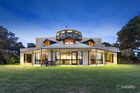 Property photo of 17 Joslyn Drive Research VIC 3095