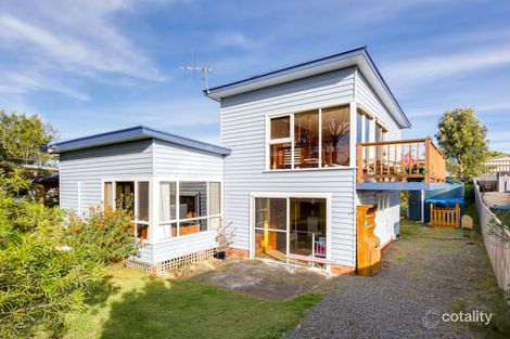 Property photo of 6 Fourth Avenue Dodges Ferry TAS 7173