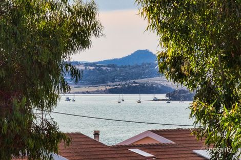 Property photo of 6 Fourth Avenue Dodges Ferry TAS 7173