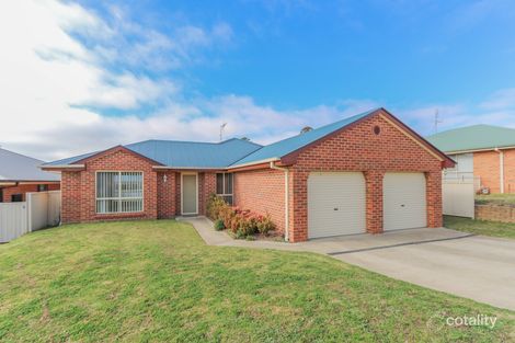 18 Endurance Ct, Llanarth, NSW 2795