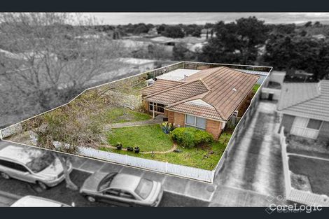 Property photo of 19 Marnie Drive Cranbourne West VIC 3977