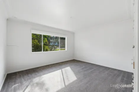 Property photo of 4 Baker Place Armidale NSW 2350