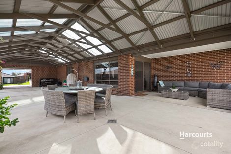 Property photo of 8 Geranium Rise Bunyip VIC 3815