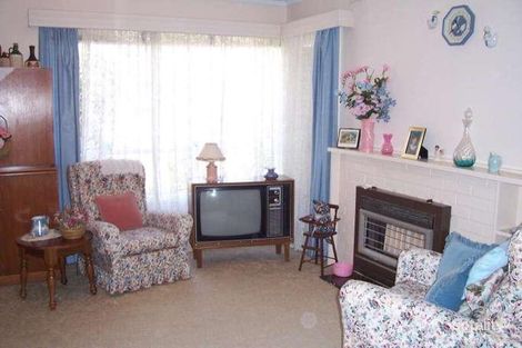 Property photo of 21 Taylor Avenue Burwood East VIC 3151
