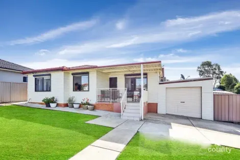 Property photo of 3 Snowdon Crescent Smithfield NSW 2164