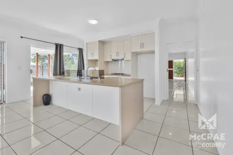 Property photo of 9 Sunshine Court Bowen QLD 4805