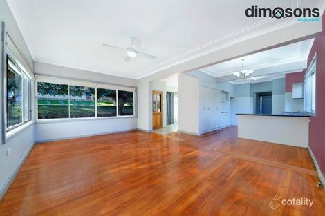 Property photo of 1 Grasmere Street Mount Saint Thomas NSW 2500
