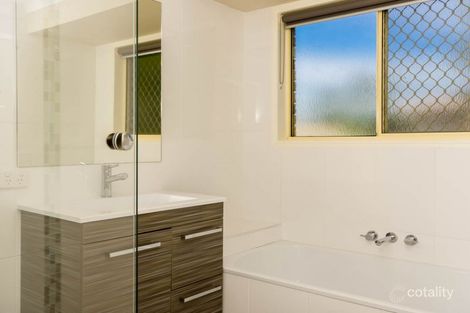 252 Mildura Dr, Helensvale, QLD 4212