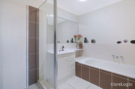 Property photo of 1/26 Cadell Crescent Rothwell QLD 4022
