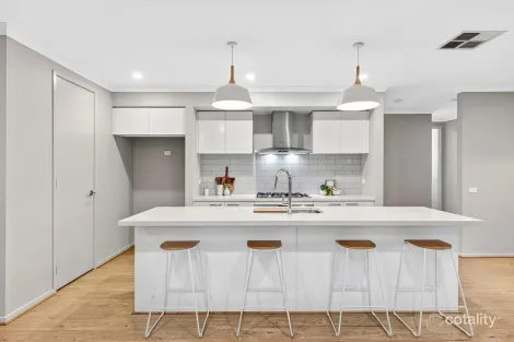 Property photo of 17 Trundle Drive Armstrong Creek VIC 3217