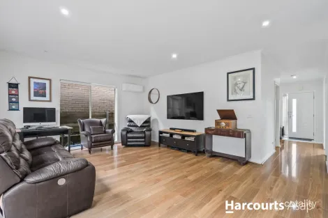 Property photo of 32/21 Kingfisher Drive Doveton VIC 3177