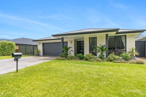 18 Amaroo Dr, Narrawallee, NSW 2539
