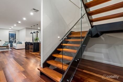 Property photo of 2 Monet Court Doncaster East VIC 3109