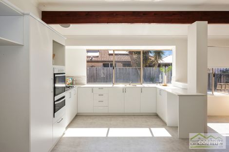 6 Mal Bay Ct, Mindarie, WA 6030