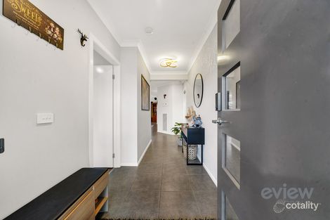 Property photo of 17 Papas View Wyndham Vale VIC 3024