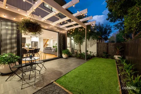 Property photo of 2/69 Stephens Street Morningside QLD 4170