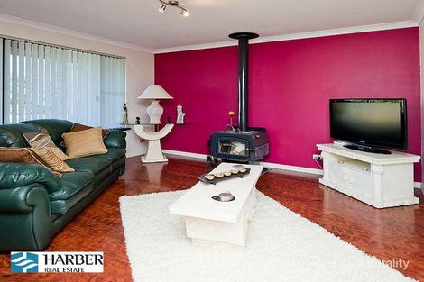 Property photo of 8 Bembridge Loop Hocking WA 6065