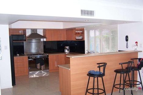 Property photo of 1 Warren Street Wakerley QLD 4154