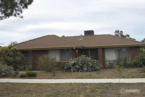 7 Muirfield Dr, Sunbury, VIC 3429