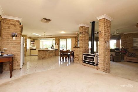 Property photo of 9 Windward Loop Ocean Reef WA 6027