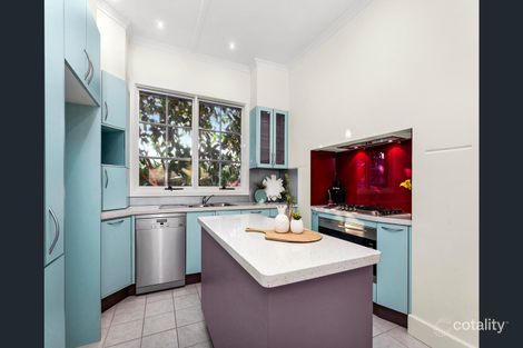 Property photo of 4 Collegian Avenue Strathmore VIC 3041