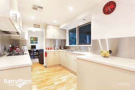 Property photo of 16 The Brentwoods Chirnside Park VIC 3116