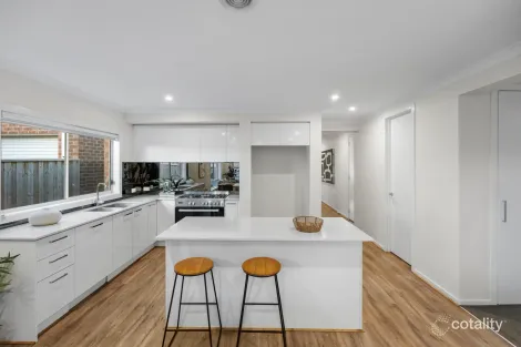 Property photo of 4 Burnett Drive Beveridge VIC 3753