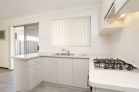 Property photo of 11 Holdhurst Way Morley WA 6062
