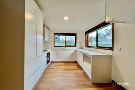 Property photo of 2/2 Mary Street Gorokan NSW 2263